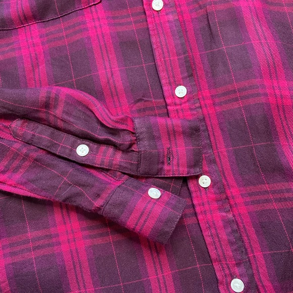 •Banana Republic•boyfriend fit plaid button top - Picture 8 of 8